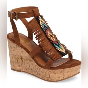 🦋❣️Ariat Tan Wedge Sandals with Multicolor Beads